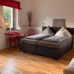 Daire Freund & Berndt *